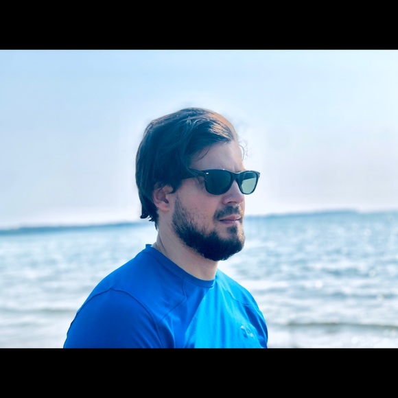 Meet your Posher, Jose emilio - Picture 2 of 2